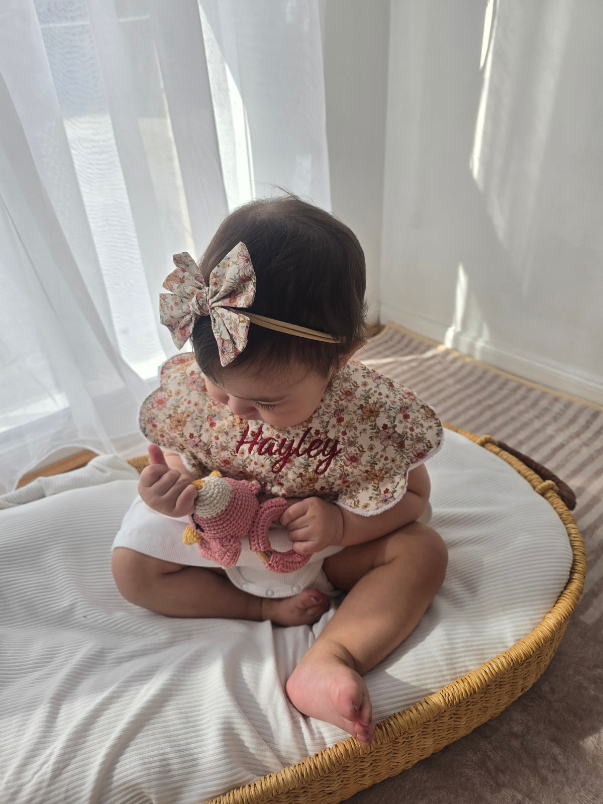 Farisha Scallop Bib- Peony