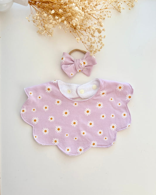 Handmade baby scallop bib dribble bib with floral design with bow Australia made of 100% cotton for baby girl
