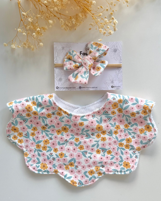 Handmade baby scallop shape bib dribble bib with floral design with bow Australia made of 100% cotton for baby girl