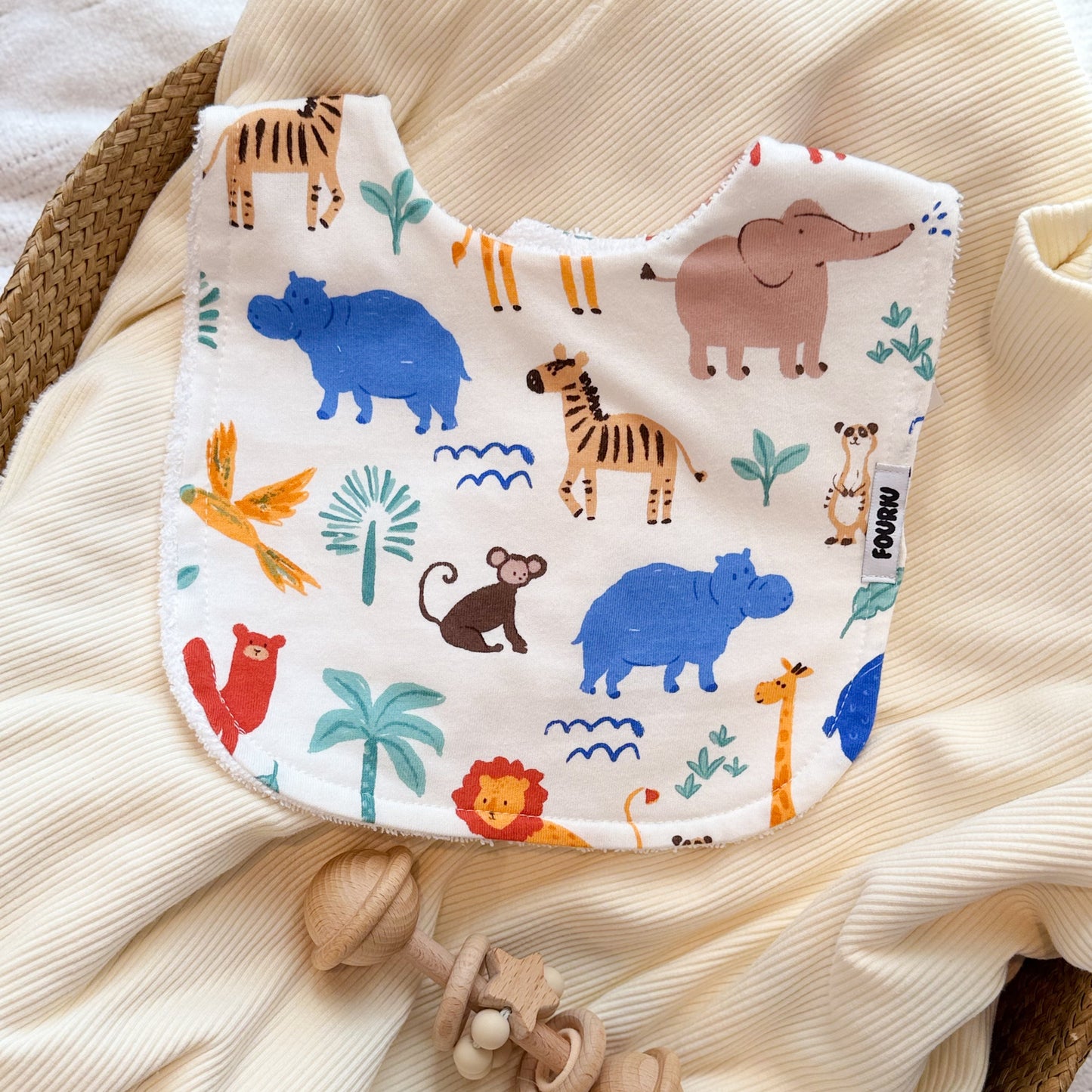 Fouriu Jersey Organic Cotton Bib- Safari Friends