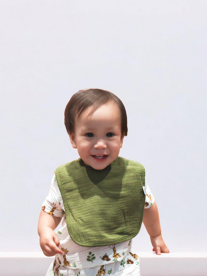 Fouriu Muslin Cotton Cuddle Bib- Matcha