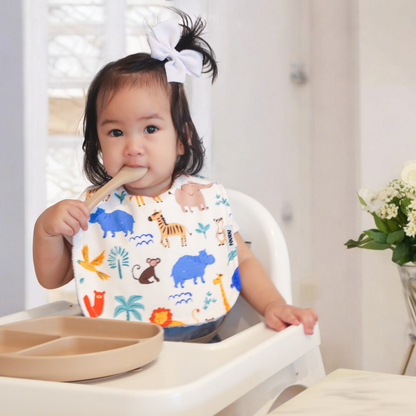 Fouriu Jersey Organic Cotton Bib- Safari Friends