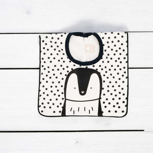 Fouriu Monochrome Baby Bib- Mr Penquin